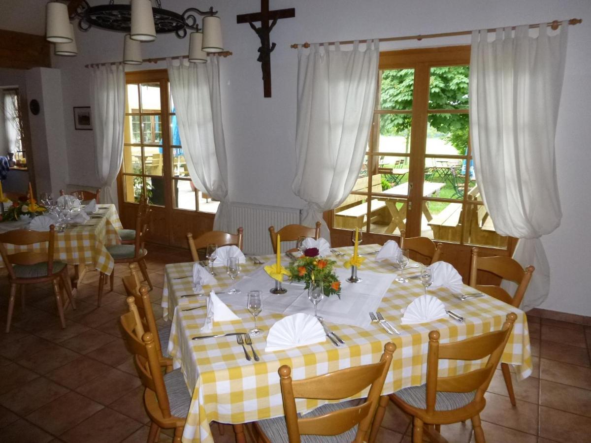 ลันด์กาสท์โฮฟ แบร์ค Bed & Breakfast Eurasburg ภายนอก รูปภาพ