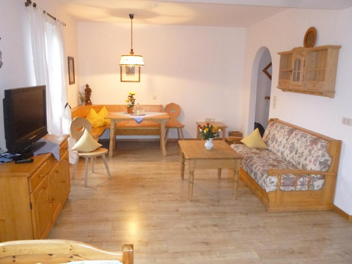 ลันด์กาสท์โฮฟ แบร์ค Bed & Breakfast Eurasburg ห้อง รูปภาพ