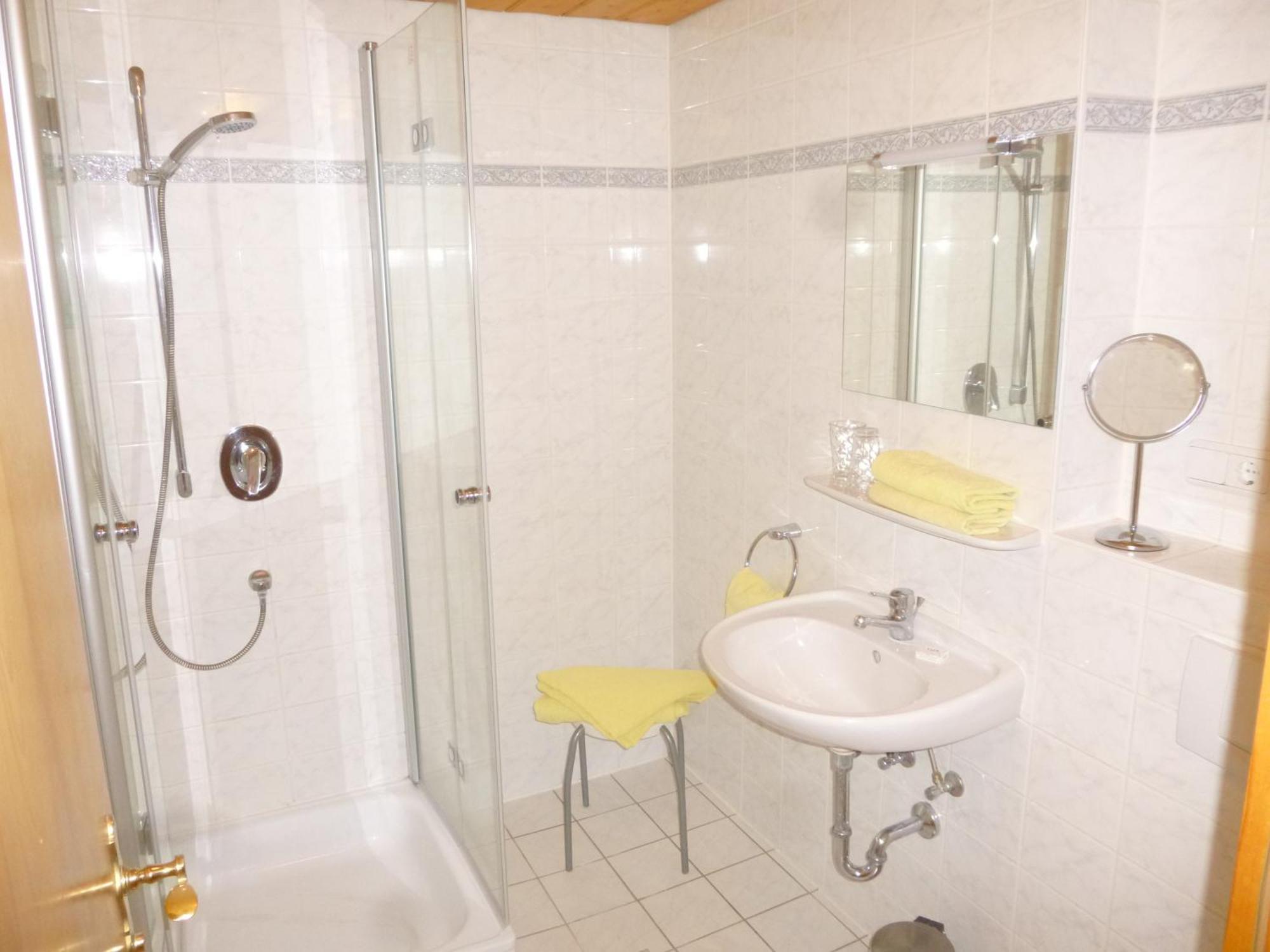 ลันด์กาสท์โฮฟ แบร์ค Bed & Breakfast Eurasburg ห้อง รูปภาพ