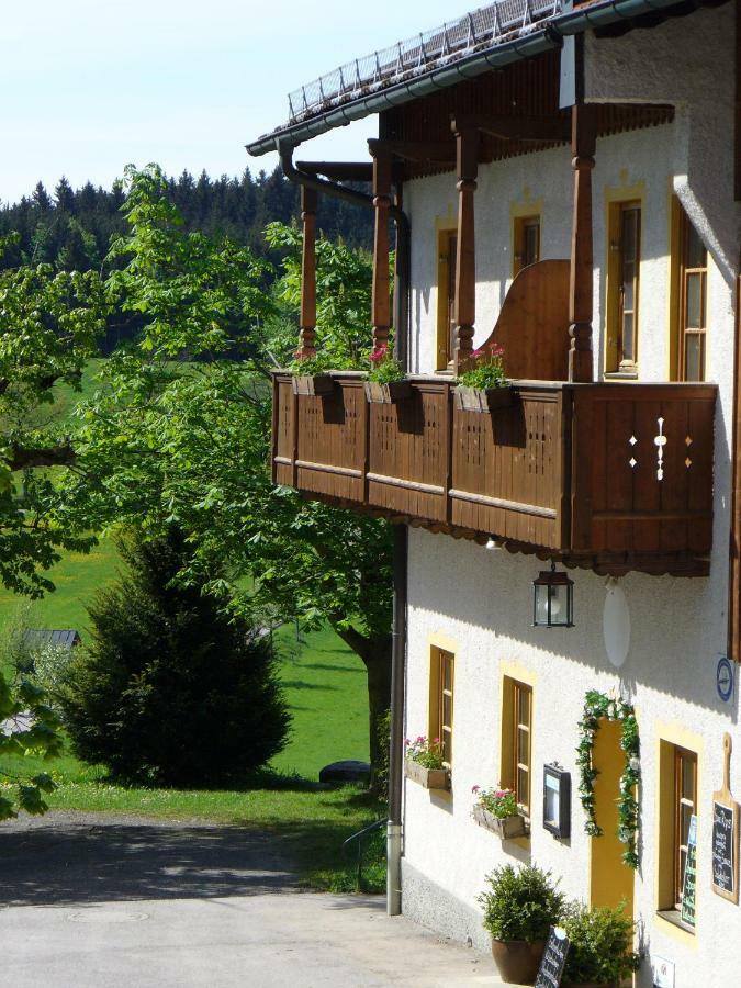 ลันด์กาสท์โฮฟ แบร์ค Bed & Breakfast Eurasburg ภายนอก รูปภาพ